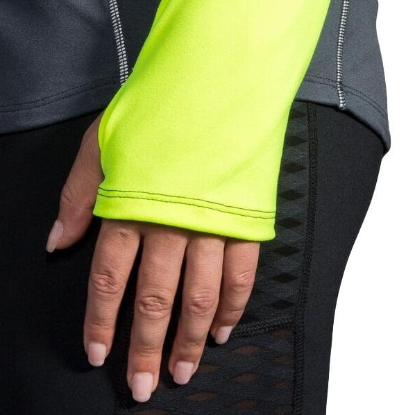 Brooks Womens Nightlife 1/2 Zip Pullover--City Sports