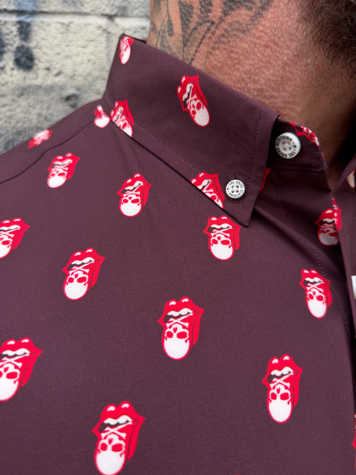 ESSENTIAL BAD TASTE BUTTON UP