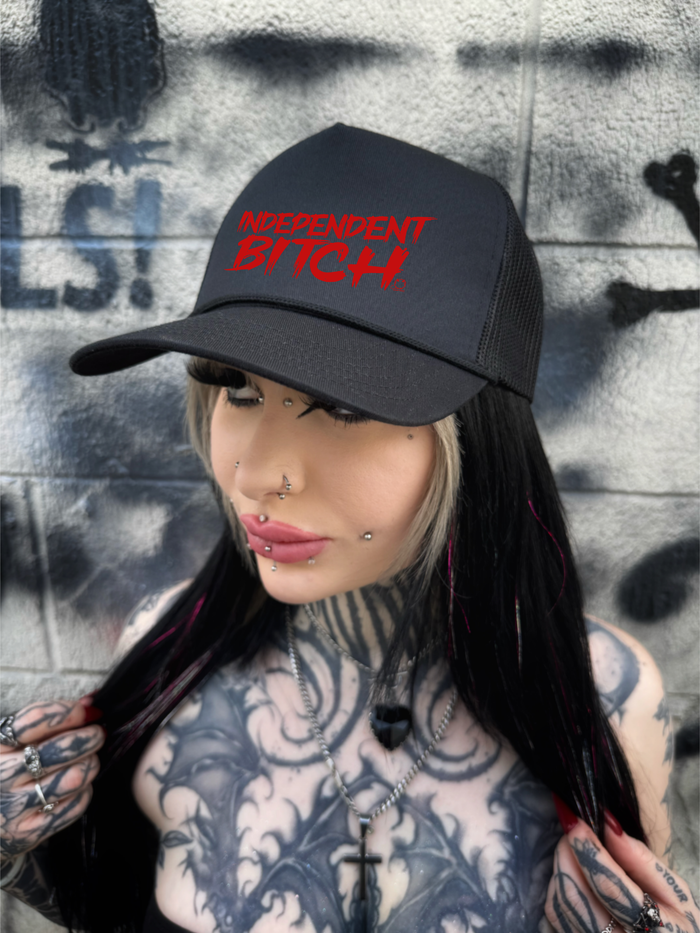 INDEPENDENT BITCH CURVED BILL BLACK HAT