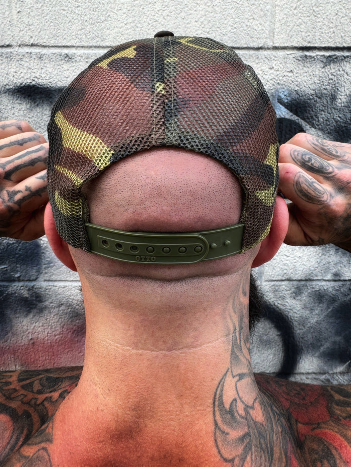 MAKE SUFFER FOAM CURVED BILL GREEN CAMO HAT