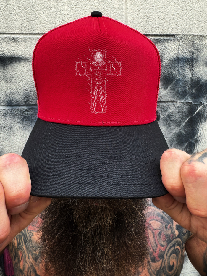 PRAYING CROSS RED BLACK CURVED TRUCKER HAT