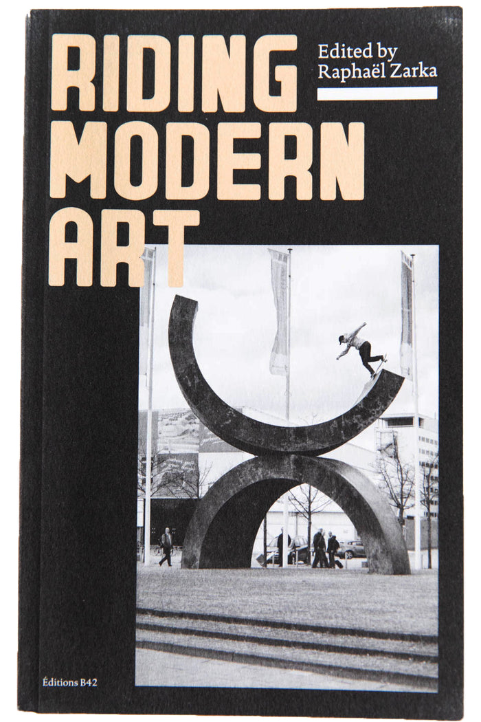 RIDING MODERN ART