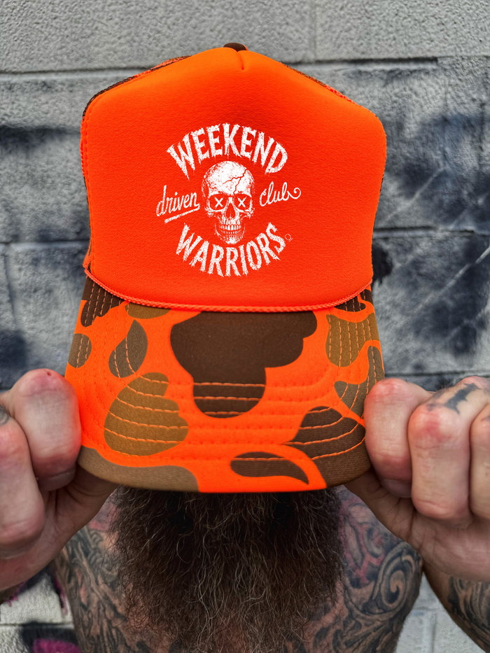 WEEKEND WARRIORS FOAM CURVED BILL ORANGE CAMO HAT